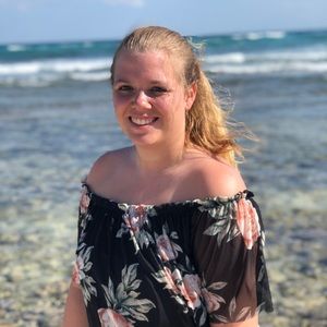 Meet your Posher, Kaitlin